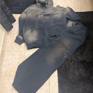 Men's Black Hoodie and Sweatpants Set